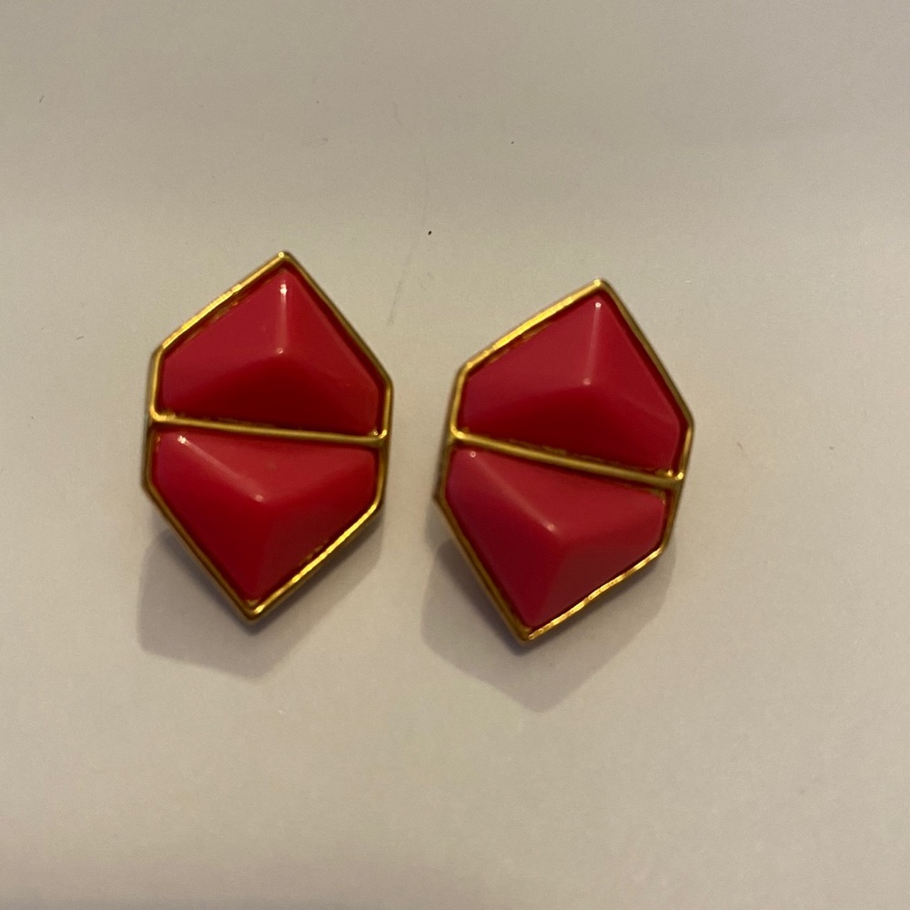 Clip on retro earrings